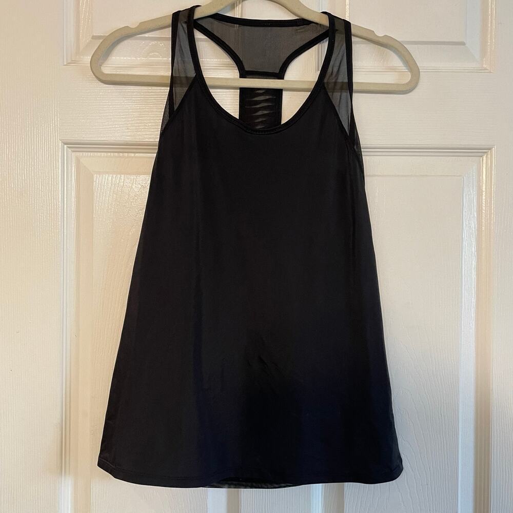 Lululemon Sunshine Salutation Tank Top Please check measurement tag is missing**